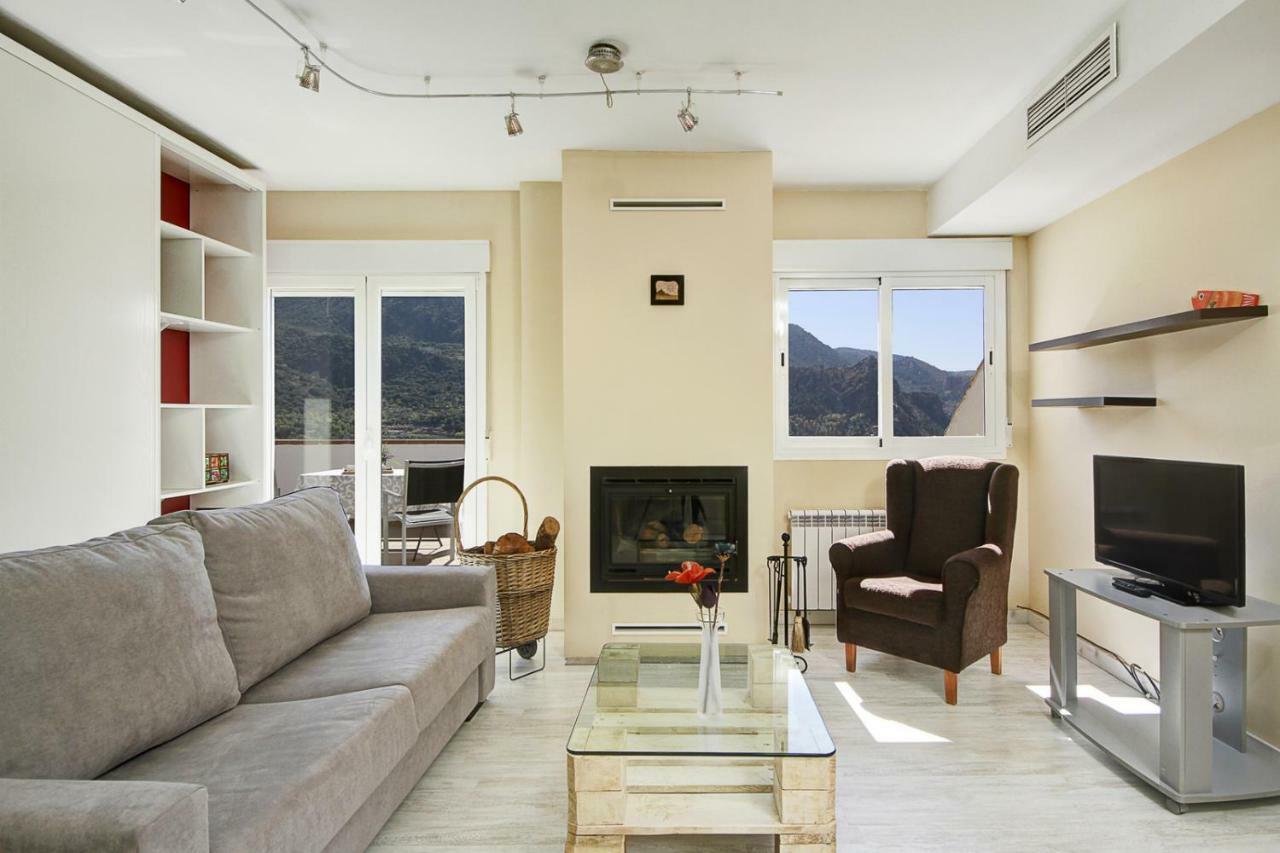 Apartmán Atico Con Chimenea En Sierra Nevada-Gueejar Sierra Exteriér fotografie