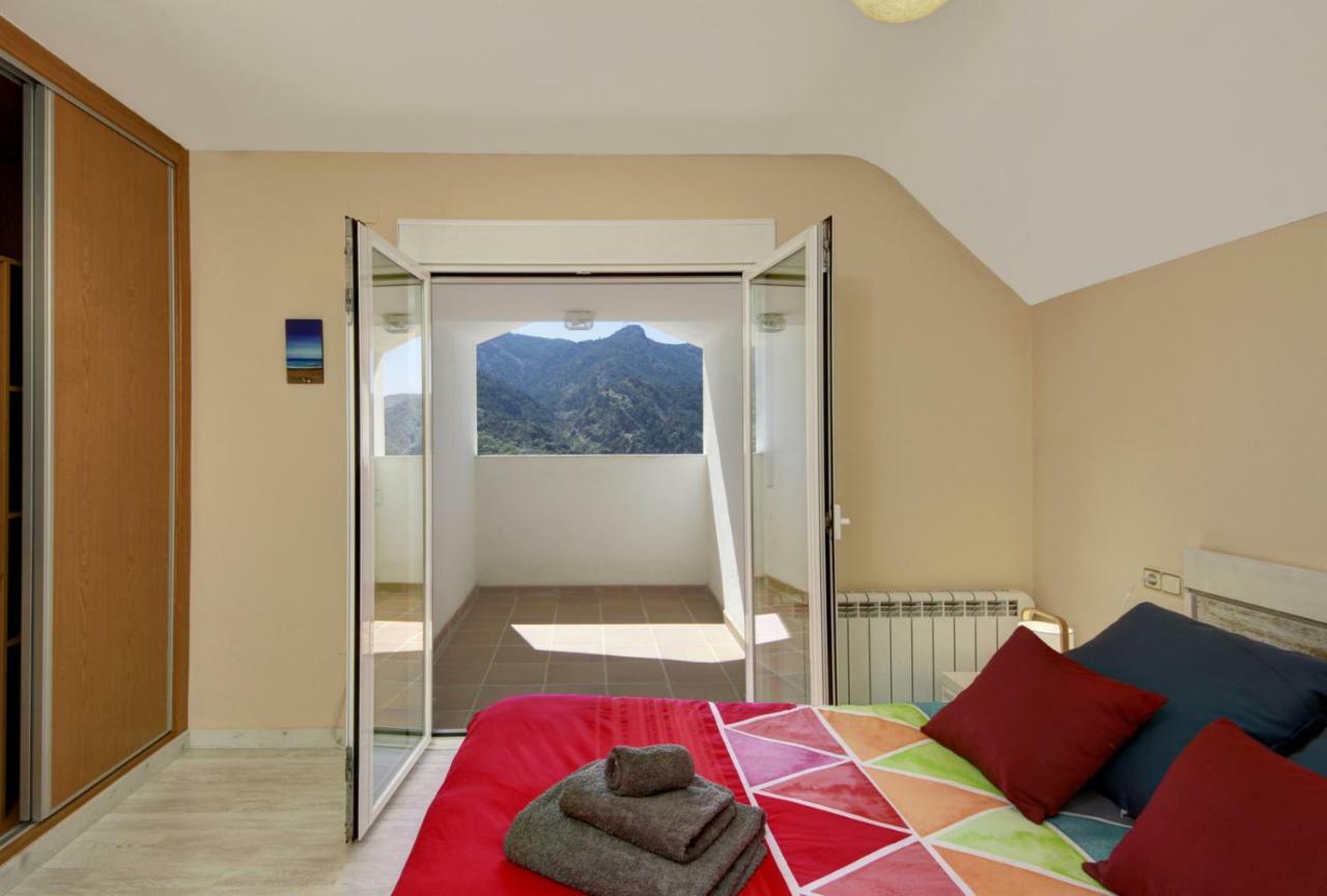 Apartmán Atico Con Chimenea En Sierra Nevada-Gueejar Sierra Exteriér fotografie